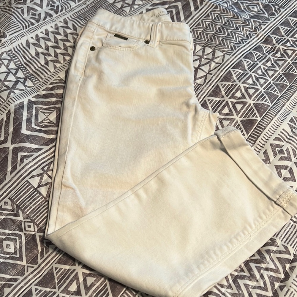 The Limited crop white pants